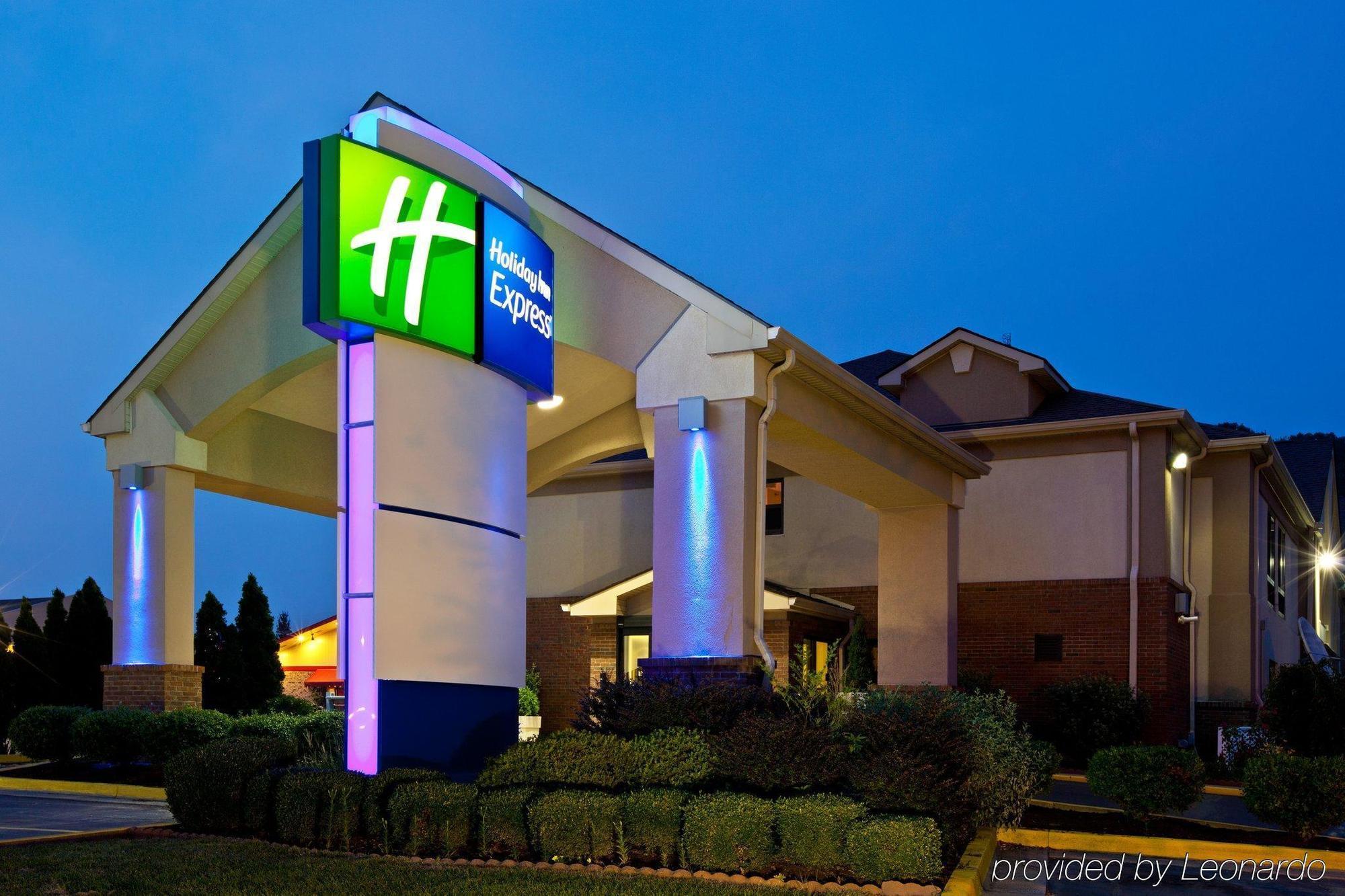 Best Western Eagles Inn Морхед Екстериор снимка