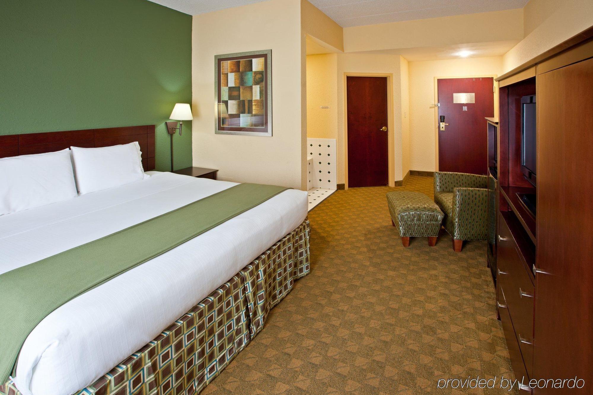 Best Western Eagles Inn Морхед Стая снимка