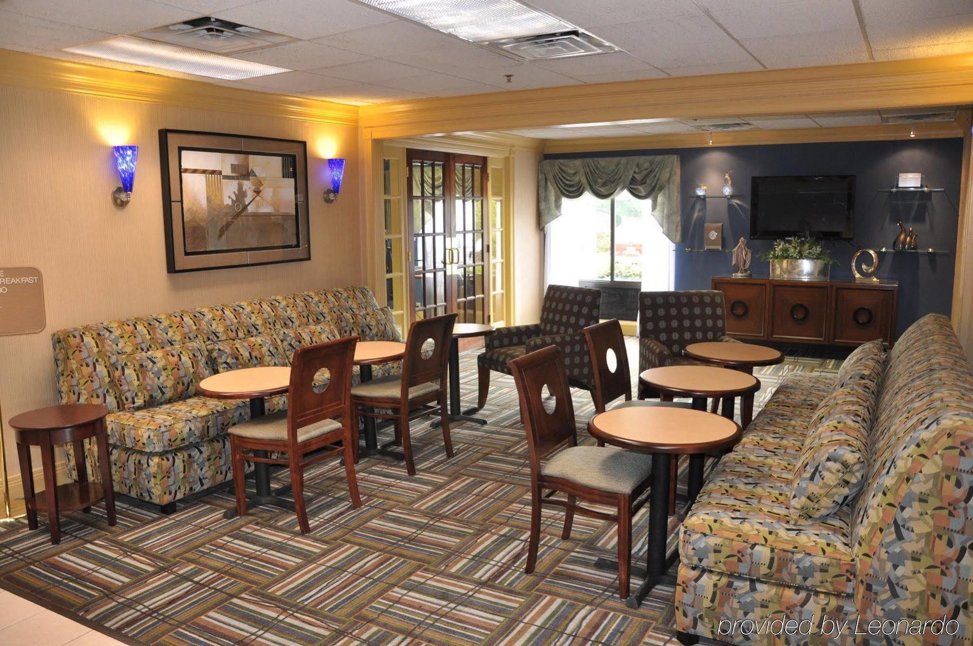 Best Western Eagles Inn Морхед Ресторант снимка